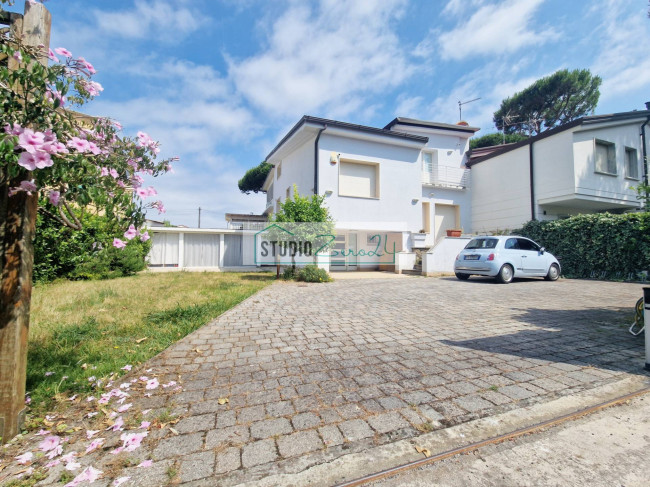 Casa singola in vendita a Camaiore