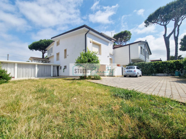 Casa singola in vendita a Camaiore