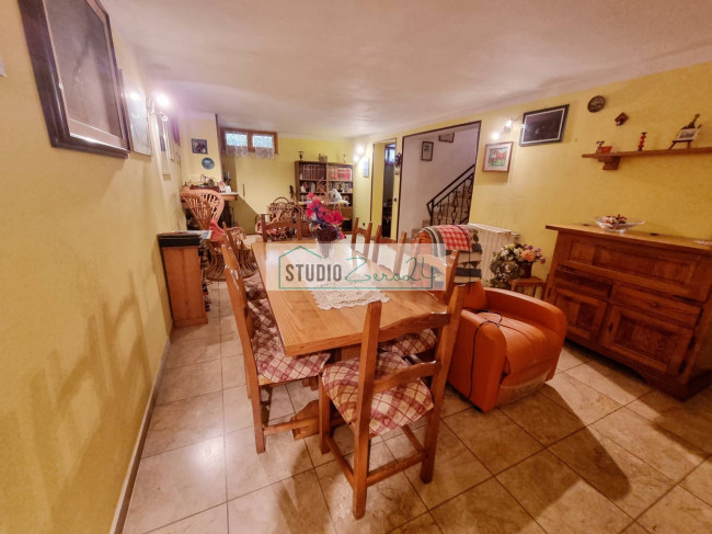 Villette a schiera in vendita a Camaiore