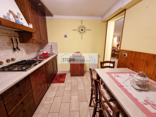 Villette a schiera in vendita a Camaiore