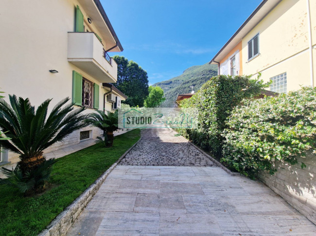 Villa in vendita a Camaiore