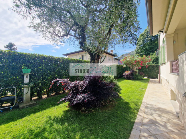 Villa in vendita a Camaiore