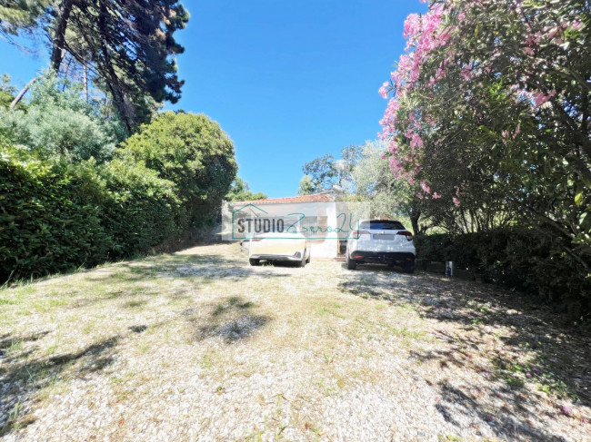 Villa in vendita a Camaiore