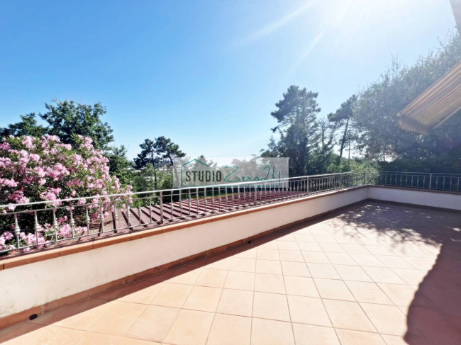 Villa in vendita a Camaiore