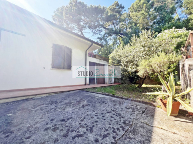 Villa in vendita a Camaiore
