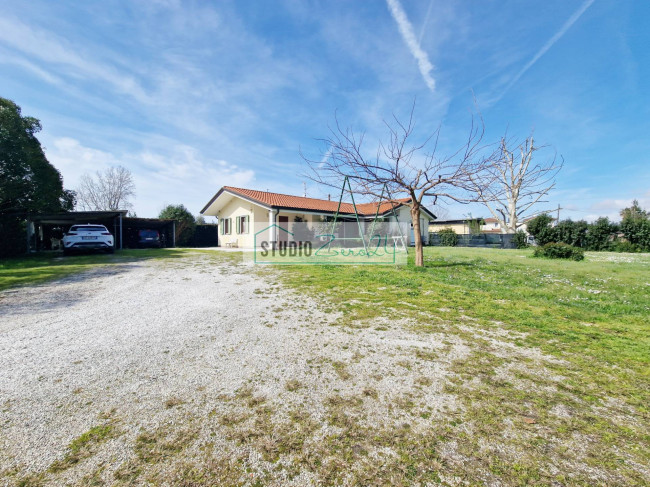 Villa in vendita a Camaiore