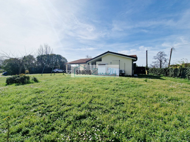 Villa in vendita a Camaiore