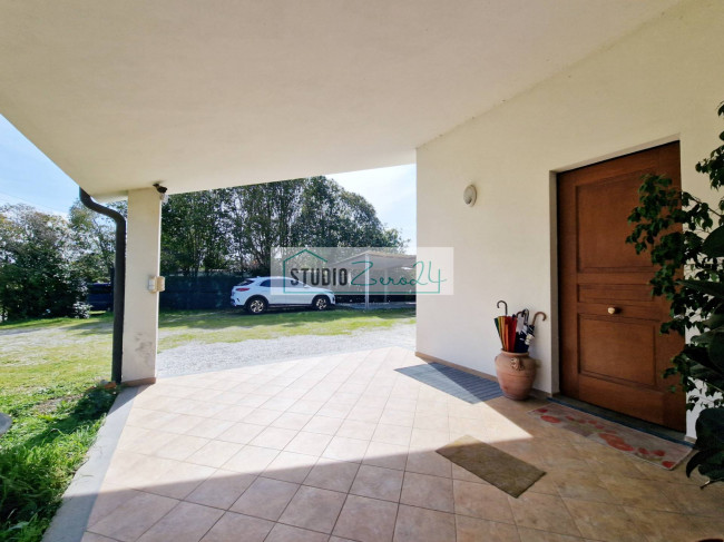 Villa in vendita a Camaiore