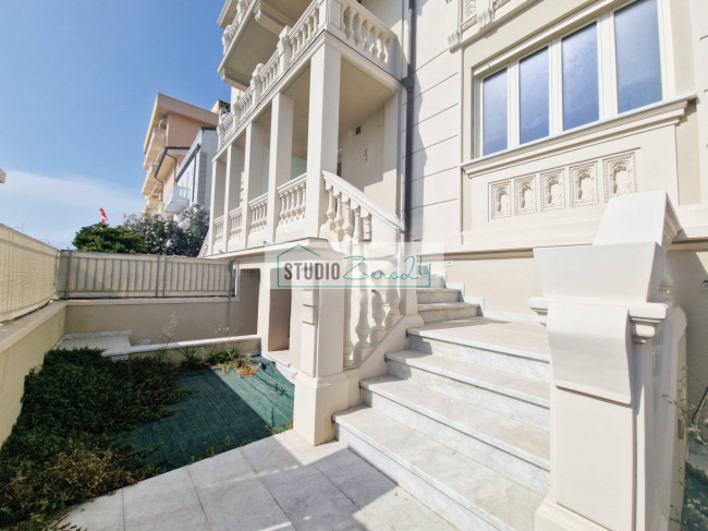 Appartamento in vendita a Camaiore