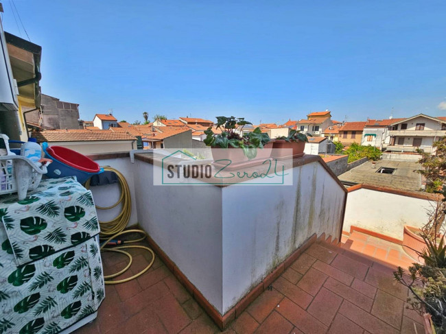 Cielo Terra in vendita a Viareggio