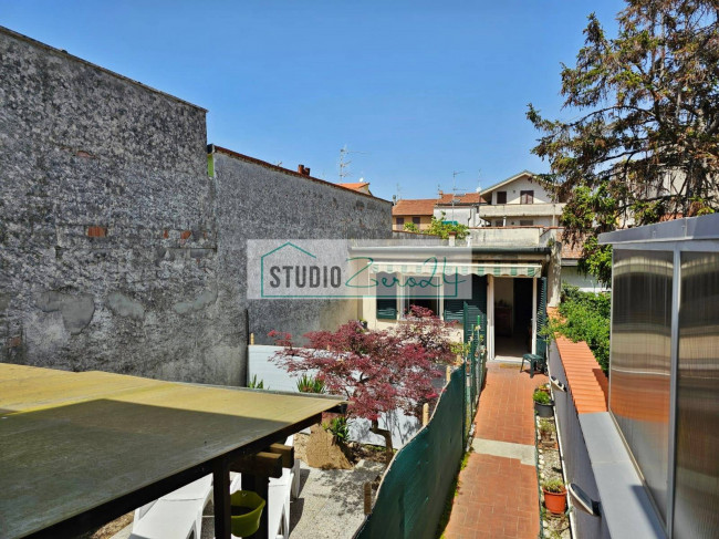 Cielo Terra in vendita a Viareggio