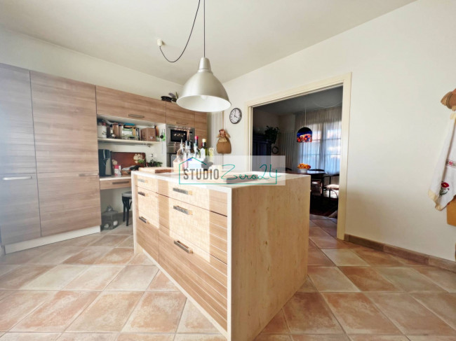 Villetta Bifamiliare in vendita a Camaiore