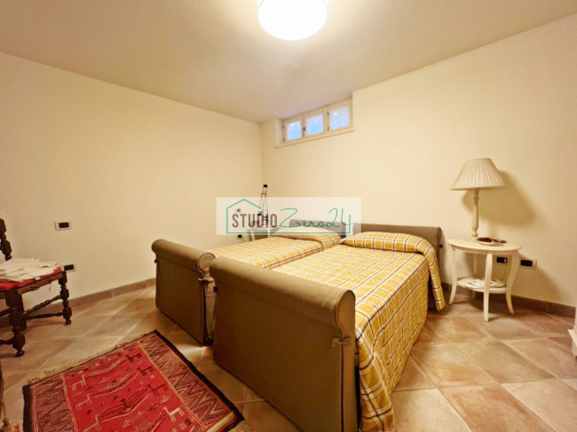 Villetta Bifamiliare in vendita a Camaiore