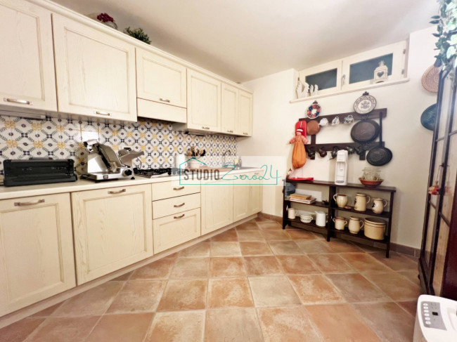 Villetta Bifamiliare in vendita a Camaiore