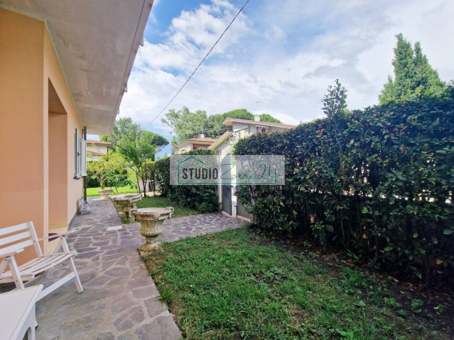 Villa in vendita a Camaiore