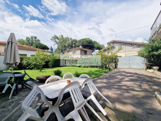 Villa in vendita a Camaiore