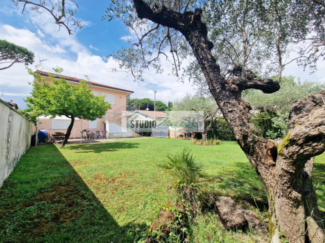 Villa in vendita a Camaiore