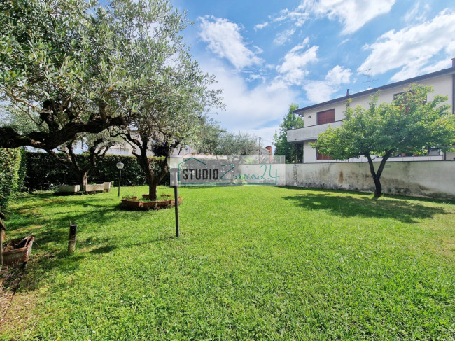 Villa in vendita a Camaiore