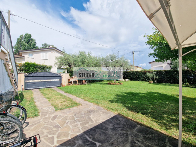 Villa in vendita a Camaiore