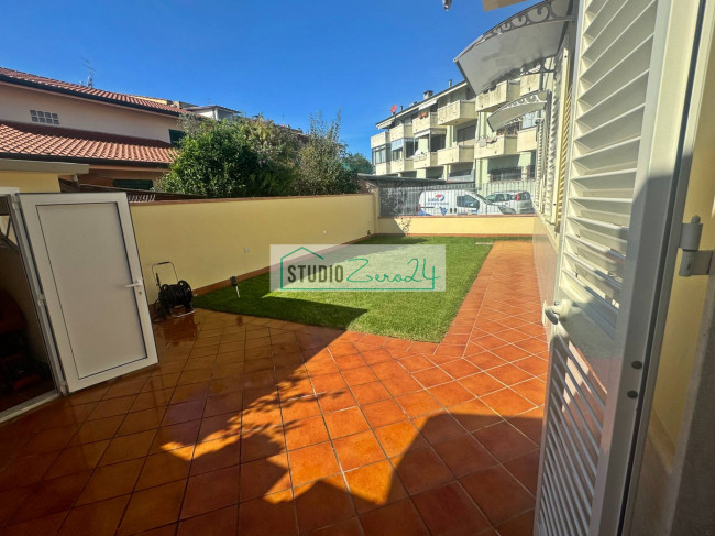 Appartamento in vendita a Viareggio