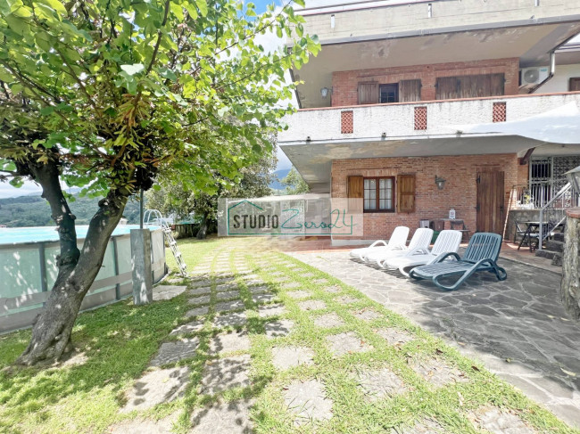 Villa in vendita a Camaiore
