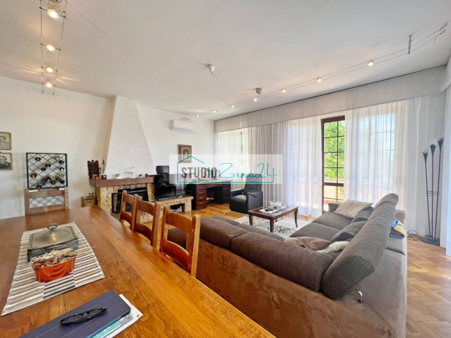 Villa in vendita a Camaiore