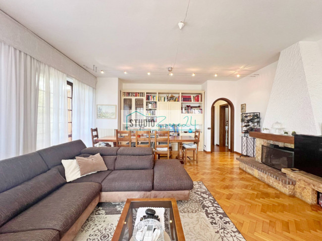 Villa in vendita a Camaiore