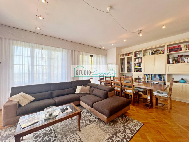 Villa in vendita a Camaiore