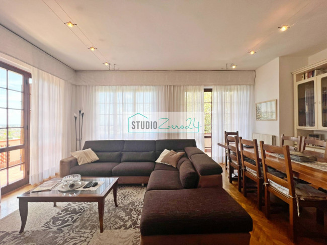 Villa in vendita a Camaiore