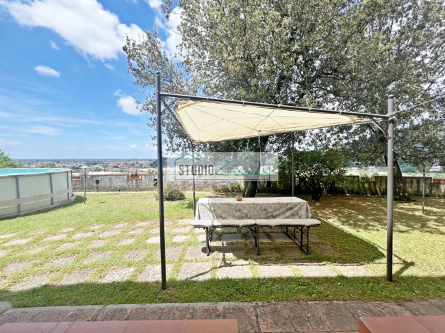 Villa in vendita a Camaiore