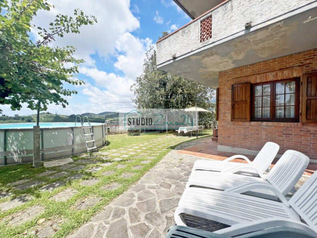 Villa in vendita a Camaiore
