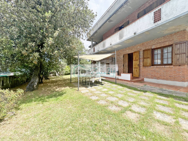 Villa in vendita a Camaiore