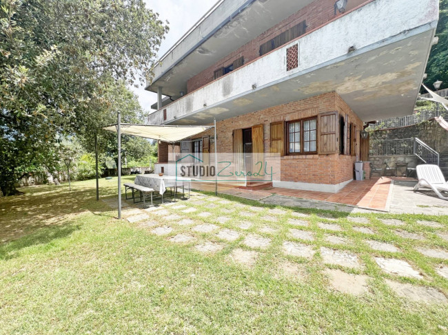 Villa in vendita a Camaiore