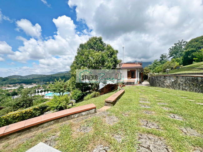 Villa in vendita a Camaiore