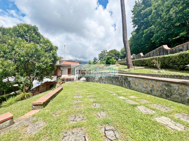 Villa in vendita a Camaiore