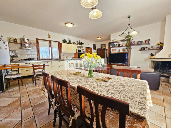 Casa singola in vendita a Viareggio