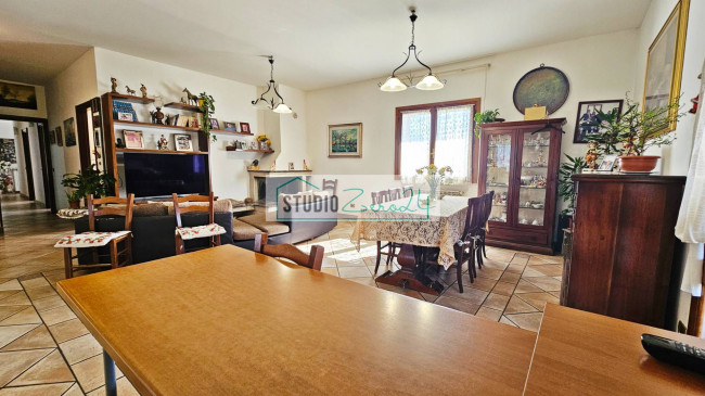 Casa singola in vendita a Viareggio