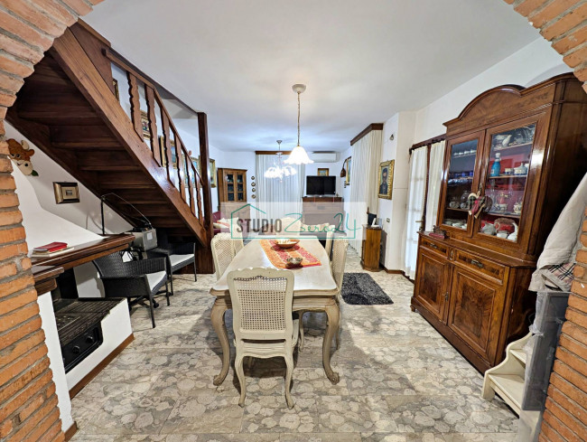 Casa singola in vendita a Pietrasanta