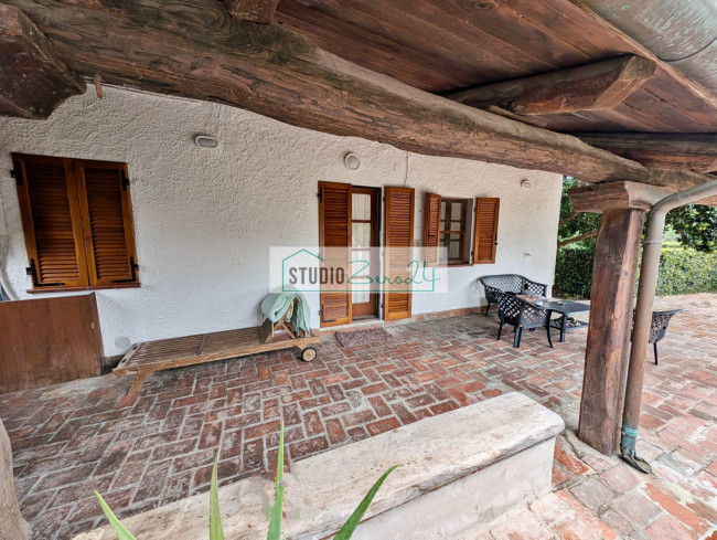 Casa singola in vendita a Pietrasanta