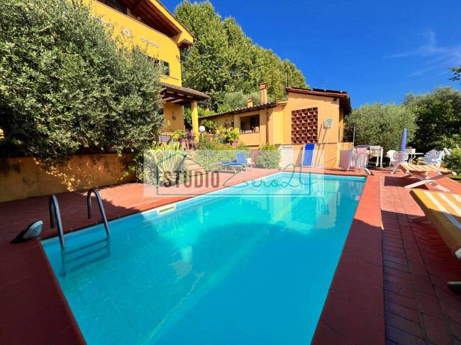 Villa in vendita a Massarosa