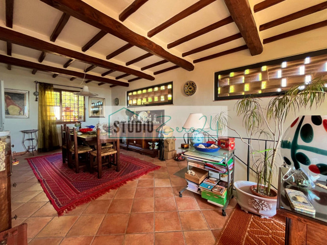 Villa in vendita a Massarosa