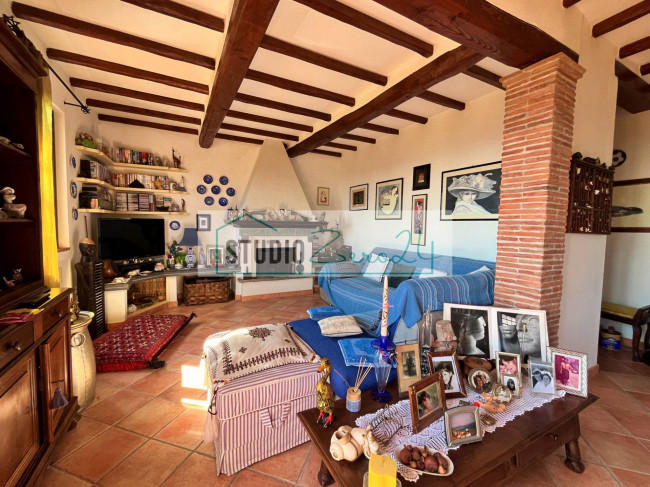 Villa in vendita a Massarosa