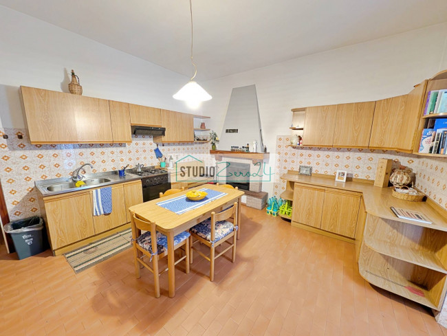 Casa singola in vendita a Seravezza