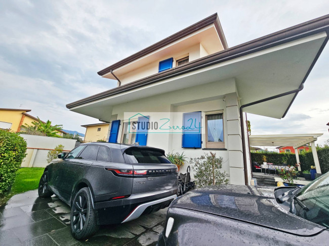 Villa in vendita a Massarosa