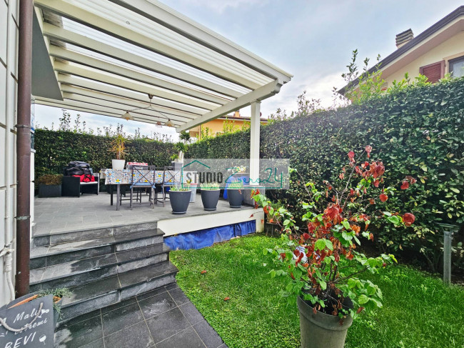 Villa in vendita a Massarosa