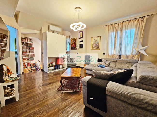 Villa in vendita a Massarosa