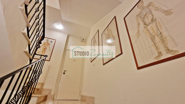 Studio/Ufficio in vendita a Viareggio