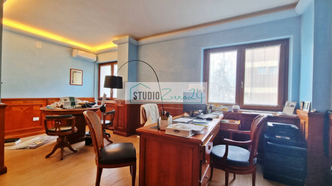 Studio/Ufficio in vendita a Viareggio