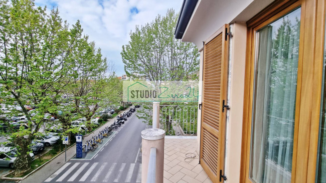 Studio/Ufficio in vendita a Viareggio