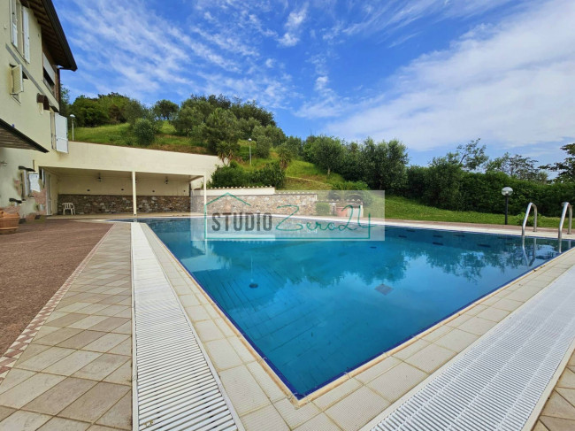 Villa in vendita a Massarosa